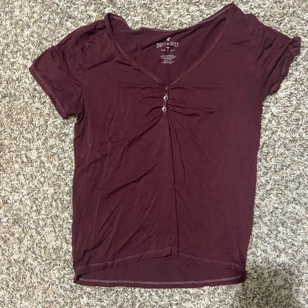 Women’s medium burgundy American Eagle Outfitters soft and sexy shirt